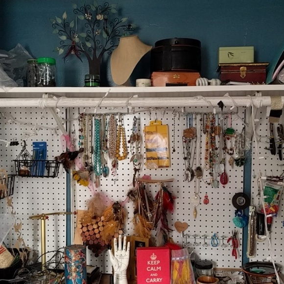 Custom Pocket Chakras + Crystals for the Holidays - Picture 8 of 10
